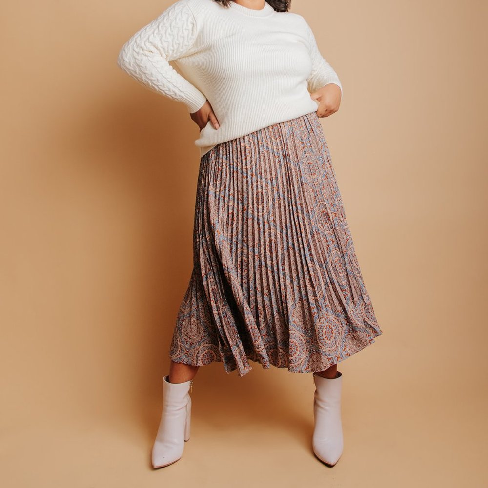 PAISLEY PRINT Pleated Skirt with Rust Orange & Blue. SIZE SMALL THROUGH 3X